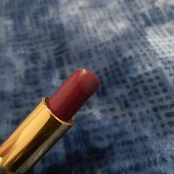 Estée Lauder Pure Envy Lipstick - Picture 4 of 5